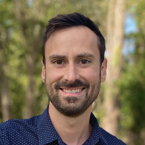 Chiropractor Leland NC Levi Bradburn